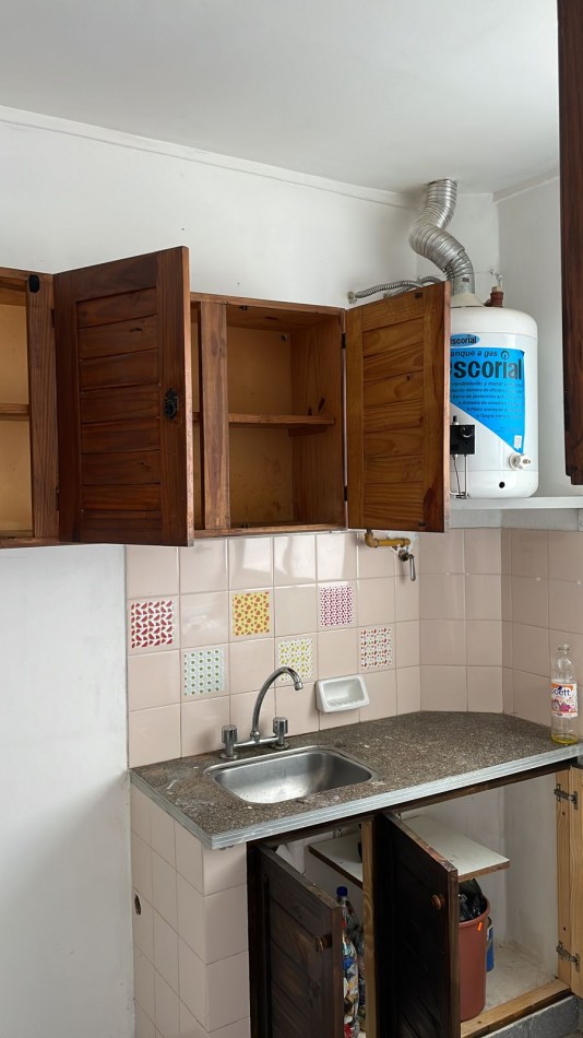 Monoambiente En Calle 8 Y 58 De La Plata, Buenos Aires