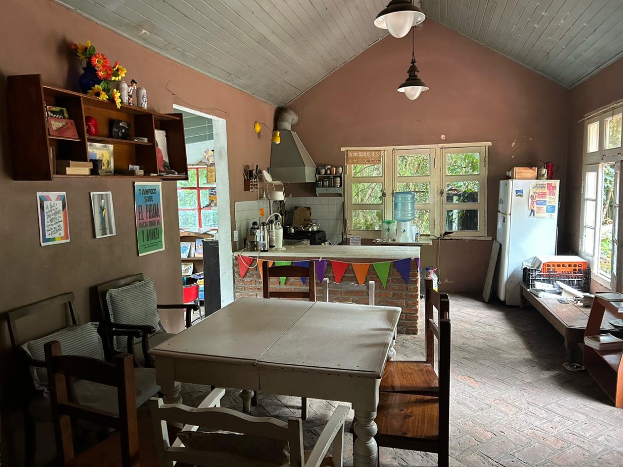 "La Escondida" Calle V. Lopez entre Moreno y Sarmiento, localidad de Punta Indio