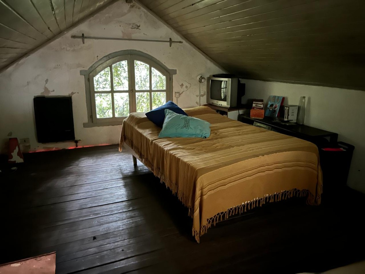 "La Escondida" Calle V. Lopez entre Moreno y Sarmiento, localidad de Punta Indio