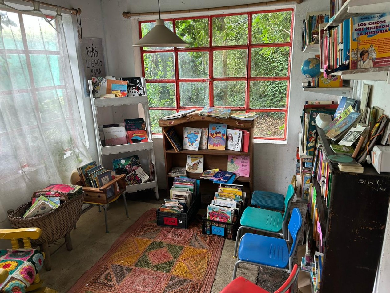 "La Escondida" Calle V. Lopez entre Moreno y Sarmiento, localidad de Punta Indio