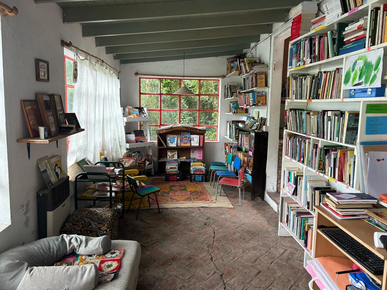 "La Escondida" Calle V. Lopez entre Moreno y Sarmiento, localidad de Punta Indio