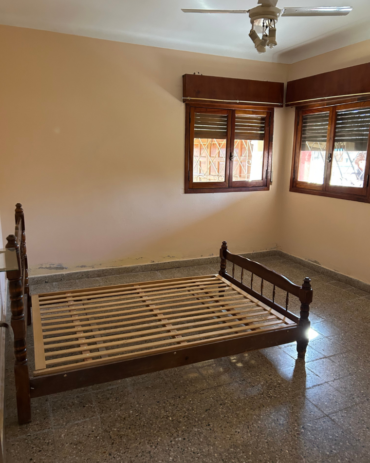 Casa en esquina 4 y 11 de Pipinas, partido de Punta Indio.