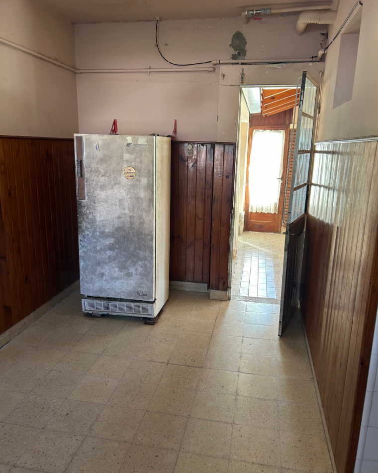 Casa en esquina 4 y 11 de Pipinas, partido de Punta Indio.