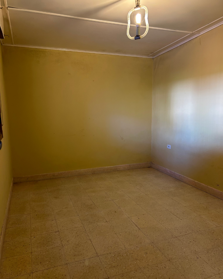 Casa en esquina 4 y 11 de Pipinas, partido de Punta Indio.