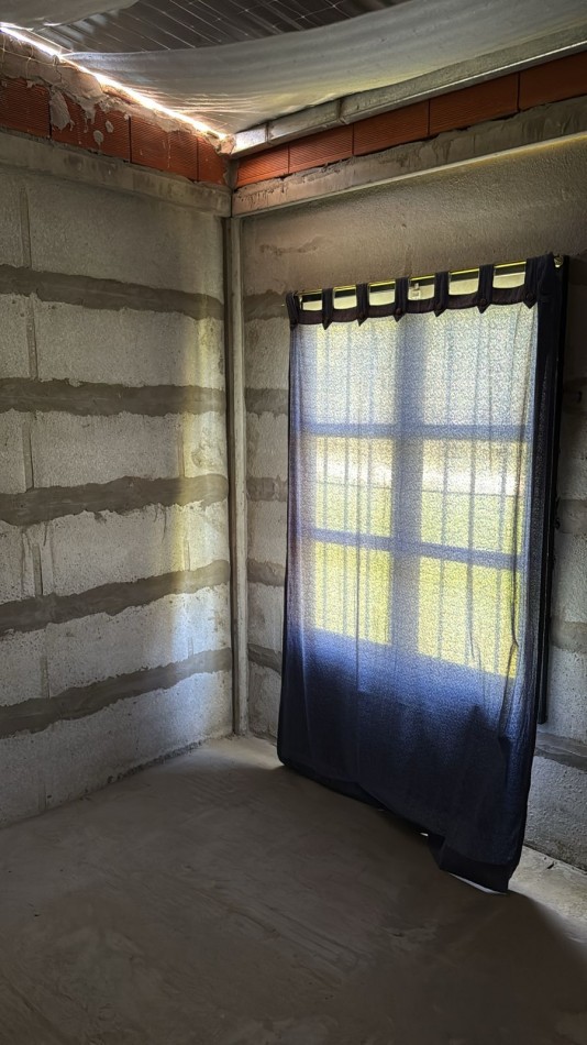 Casa en construccion sobre calle Tobas entre El Cuando y Calchaquies