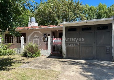 Casa N°52 En Calle 20 Entre 39 Y 41 De Veronica, Partido De Punta Indio